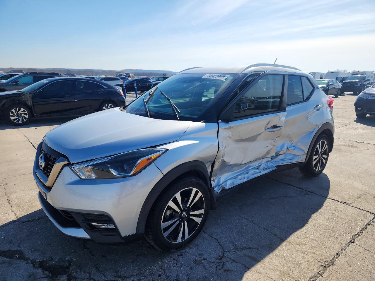 2019 NISSAN KICKS