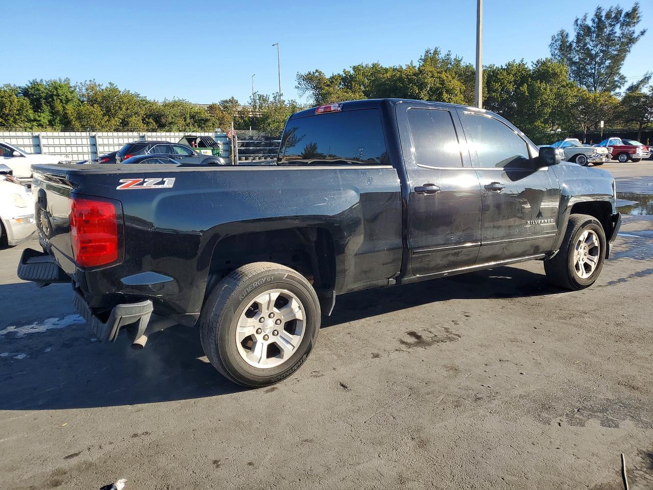 2017 CHEVROLET SILVERADO K1500 LT photo 7