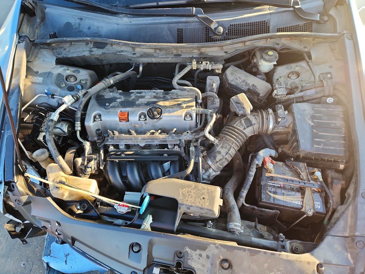 2011 HONDA ACCORD LX photo 31