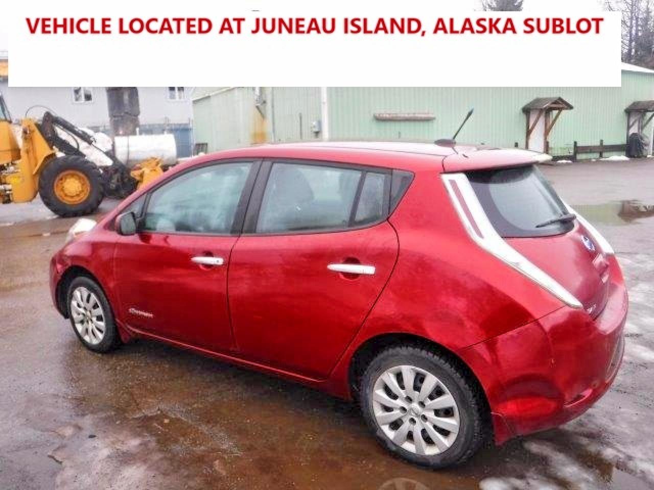 2013 NISSAN LEAF S photo 2