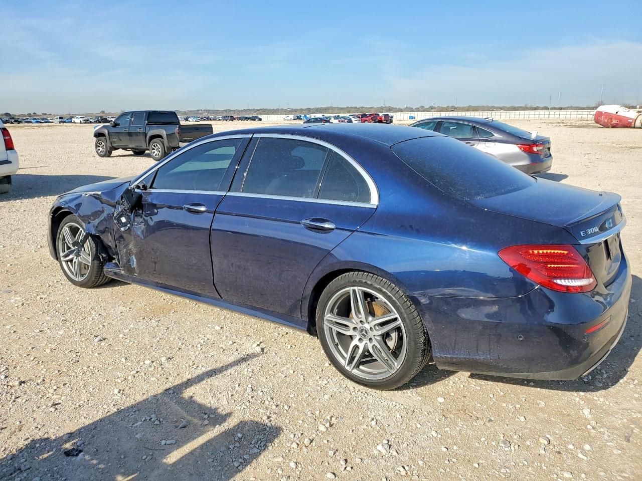 2018 MERCEDES-BENZ E 300 photo 4