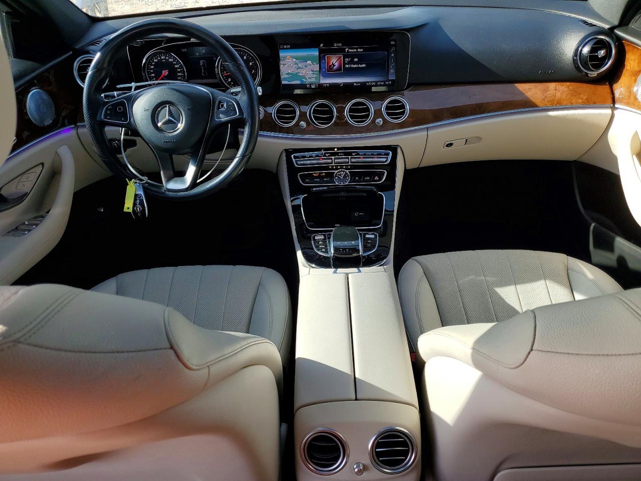 2018 MERCEDES-BENZ E 300 photo 22