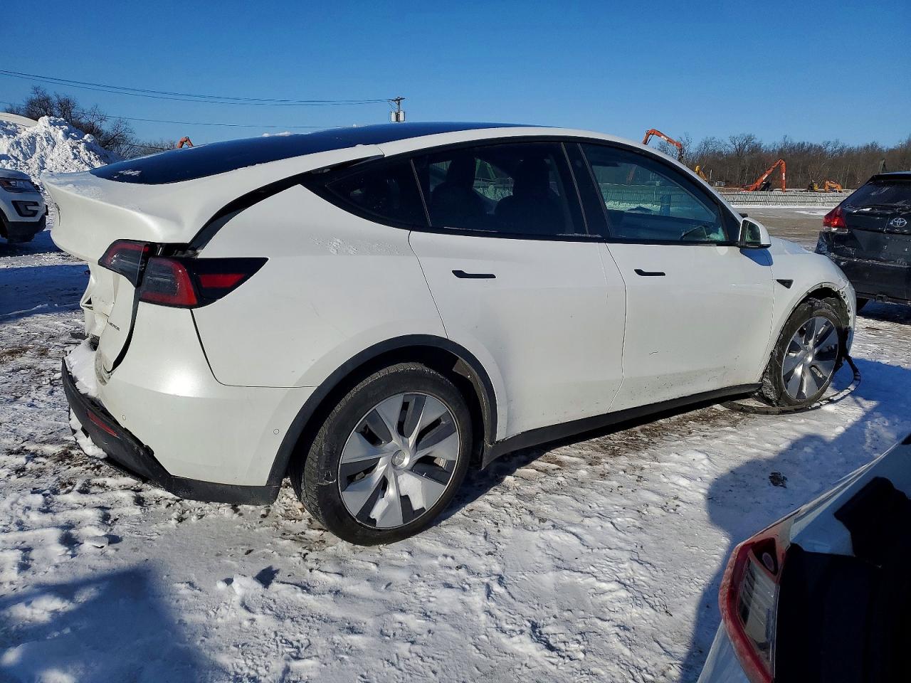 2021 TESLA MODEL Y photo 5