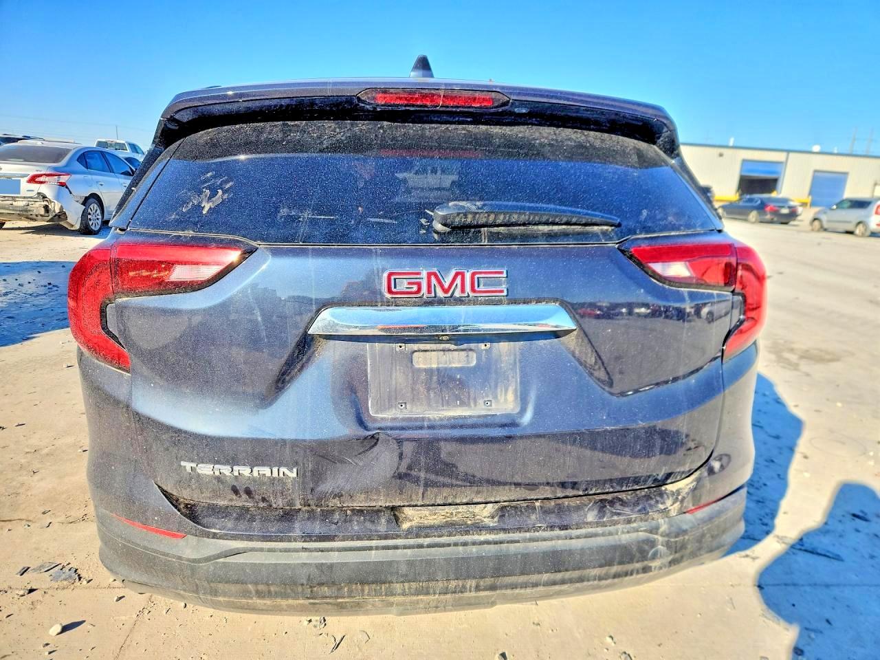 2019 GMC TERRAIN SLE photo 11