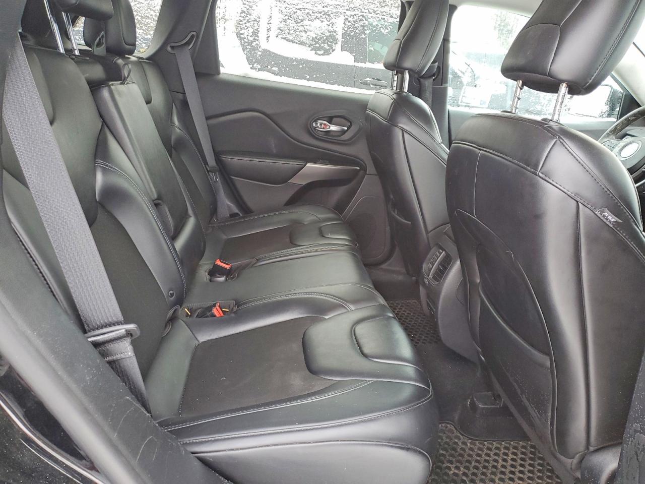 2019 JEEP CHEROKEE LATITUDE PLUS photo 21