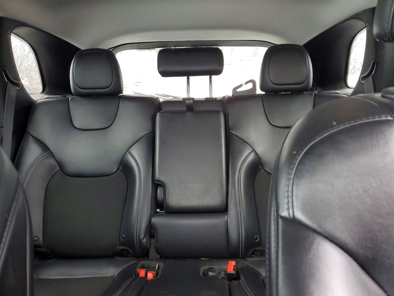 2019 JEEP CHEROKEE LATITUDE PLUS photo 19