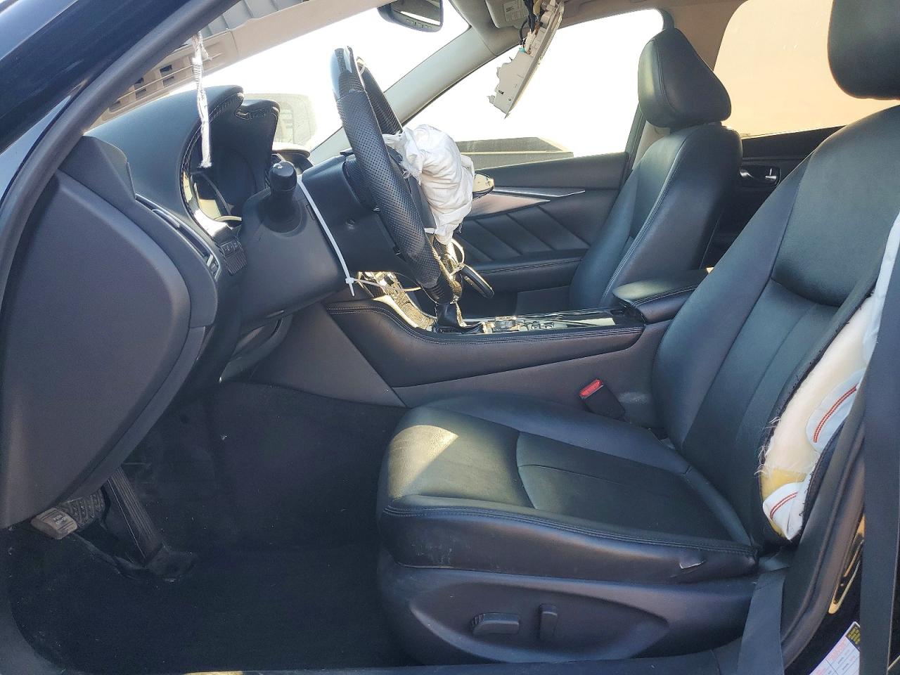 2015 INFINITI Q50 BASE photo 13