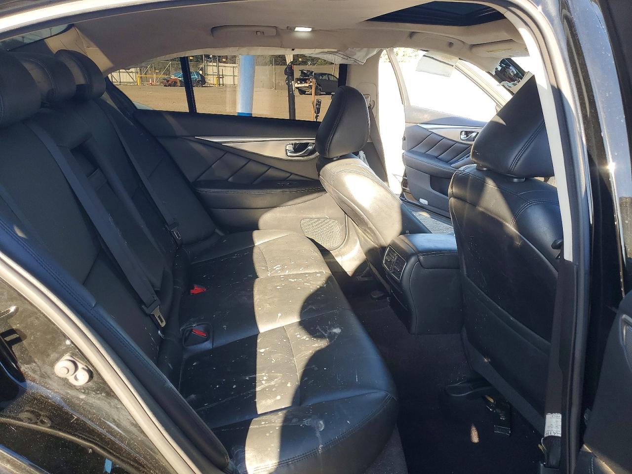 2015 INFINITI Q50 BASE photo 19