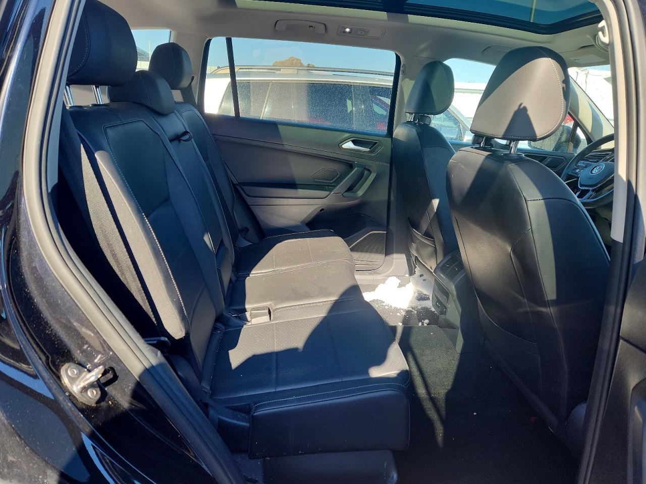 2020 VOLKSWAGEN TIGUAN SE photo 11