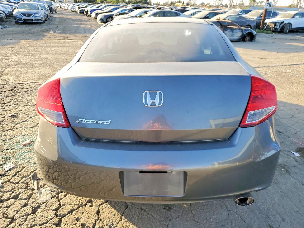 2012 HONDA ACCORD LX photo 11
