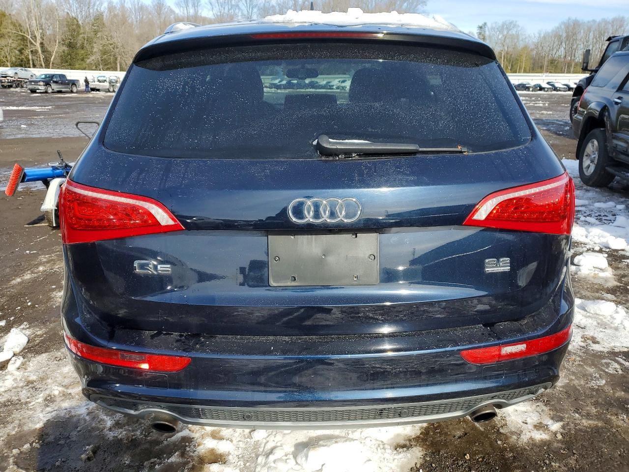 2011 AUDI Q5 PREMIUM PLUS photo 6