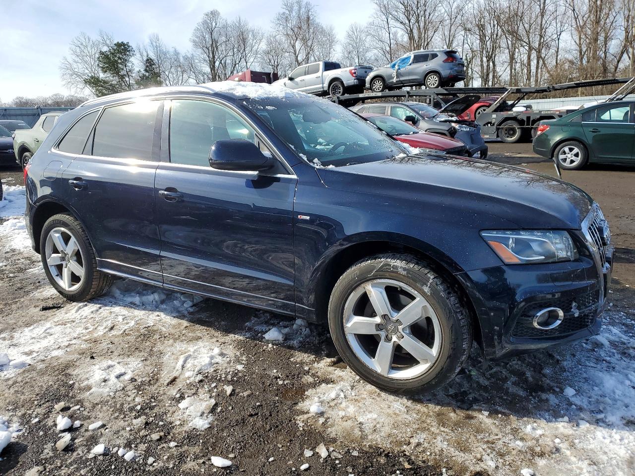 2011 AUDI Q5 PREMIUM PLUS photo 4