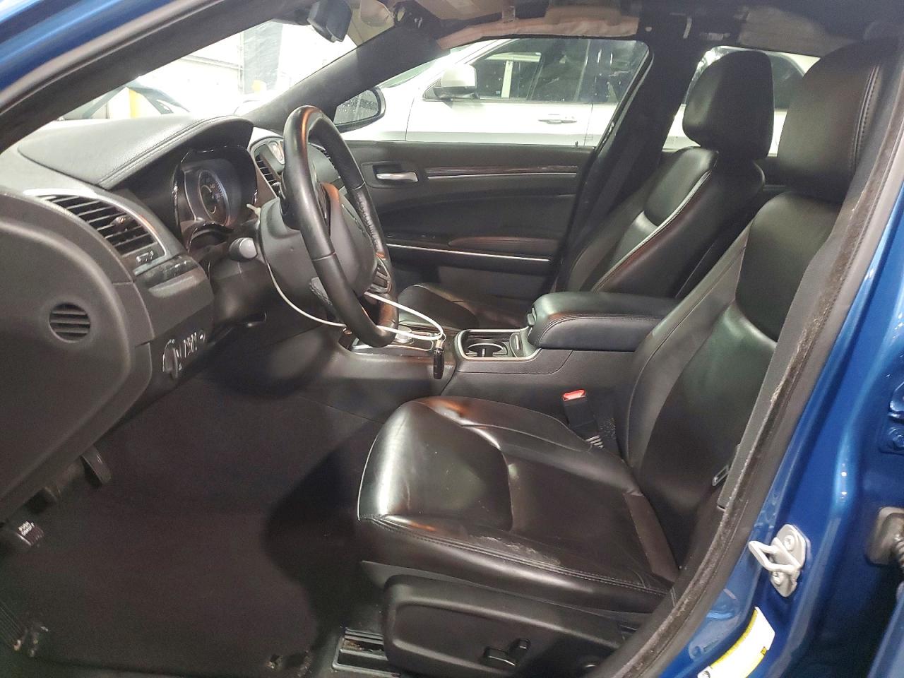 2022 CHRYSLER 300 TOURING L photo 19
