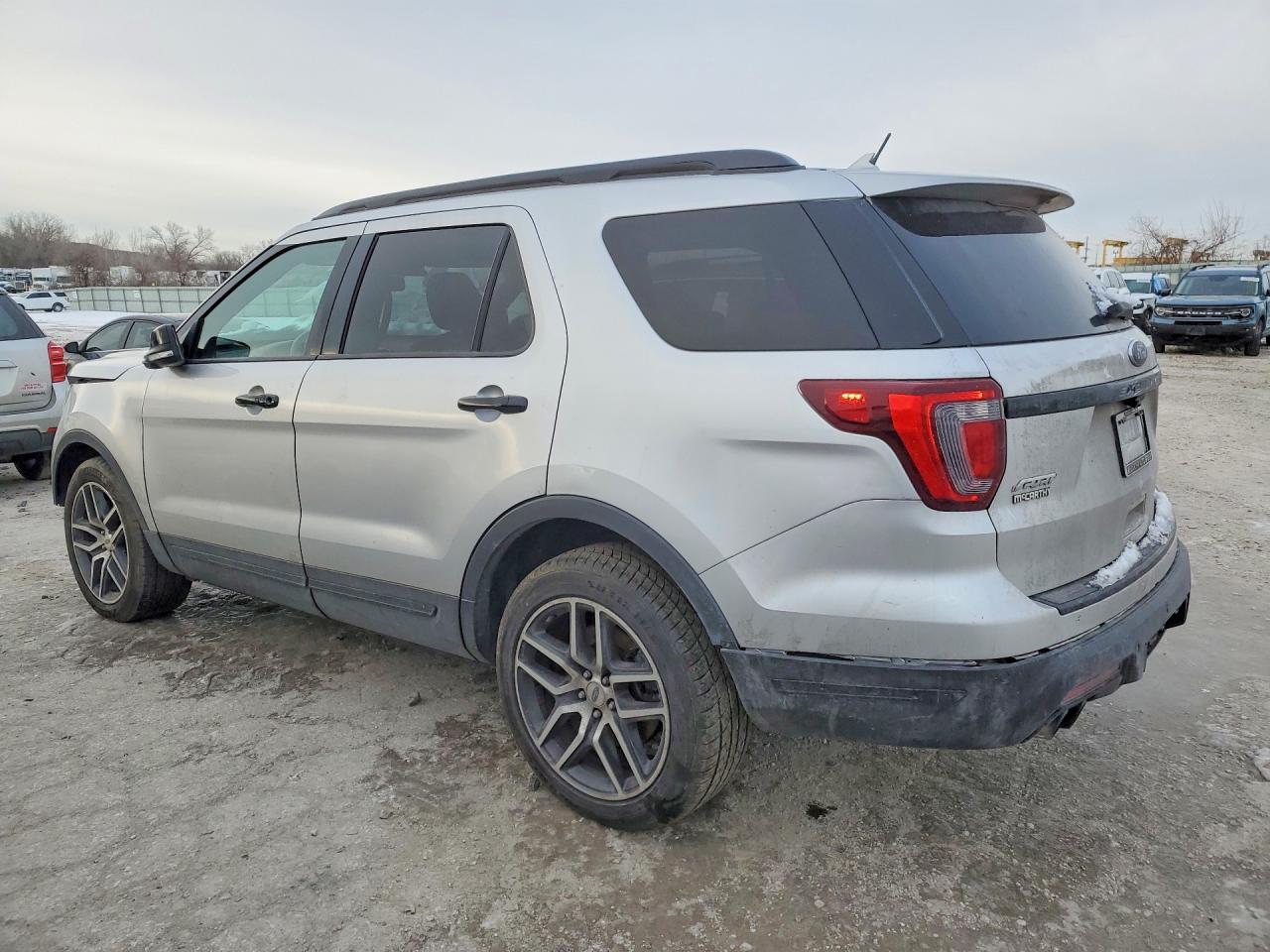 2018 FORD EXPLORER SPORT photo 3