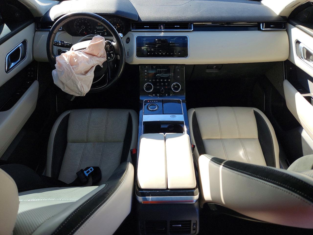 2019 LAND ROVER RANGE ROVER VELAR S photo 8