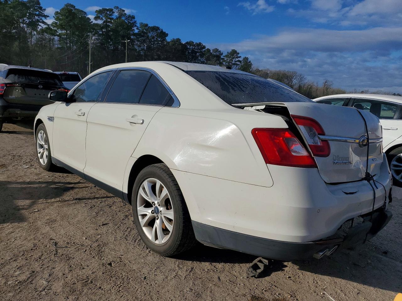 2012 FORD TAURUS SEL photo 4