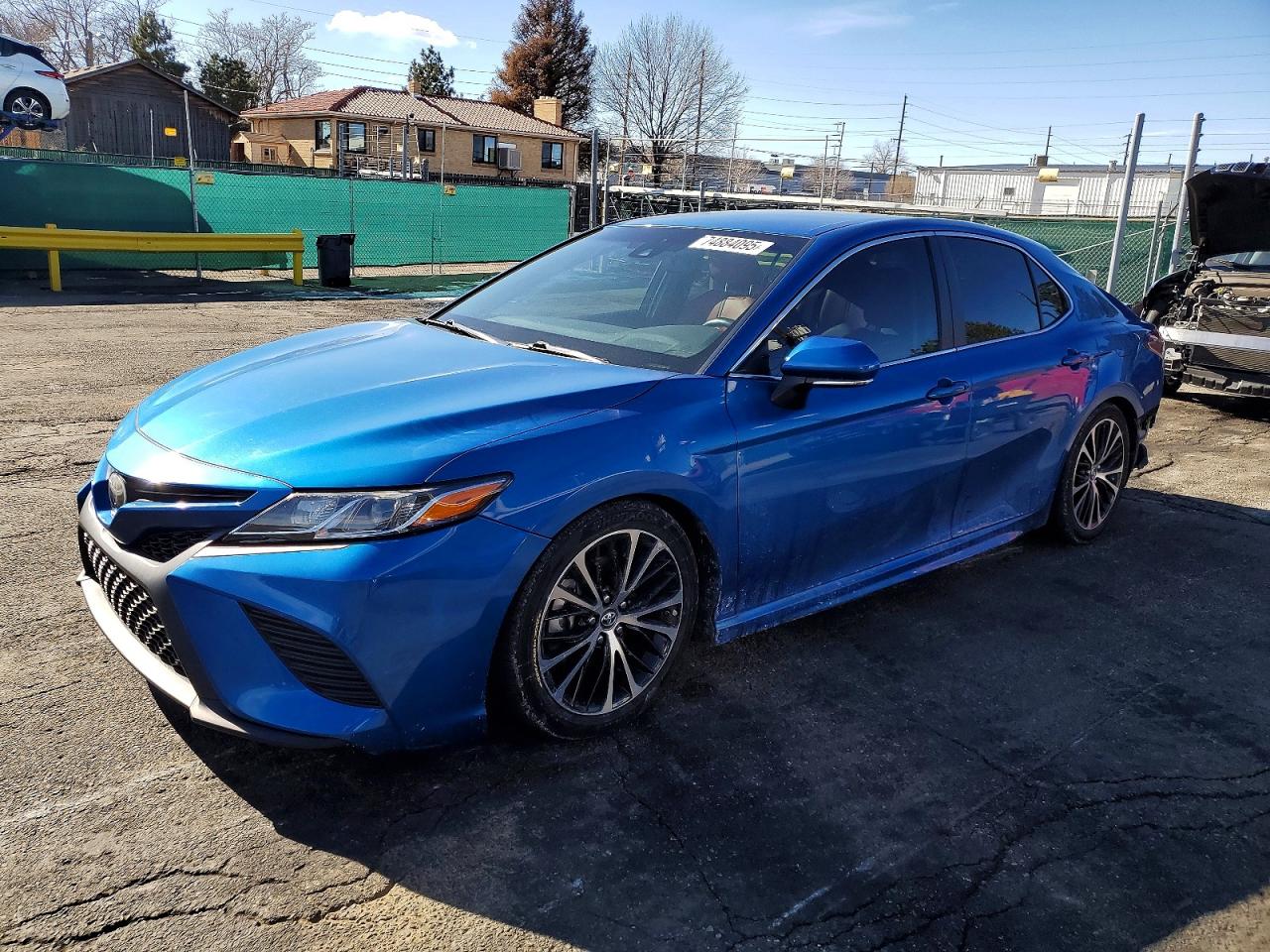 2018 TOYOTA CAMRY