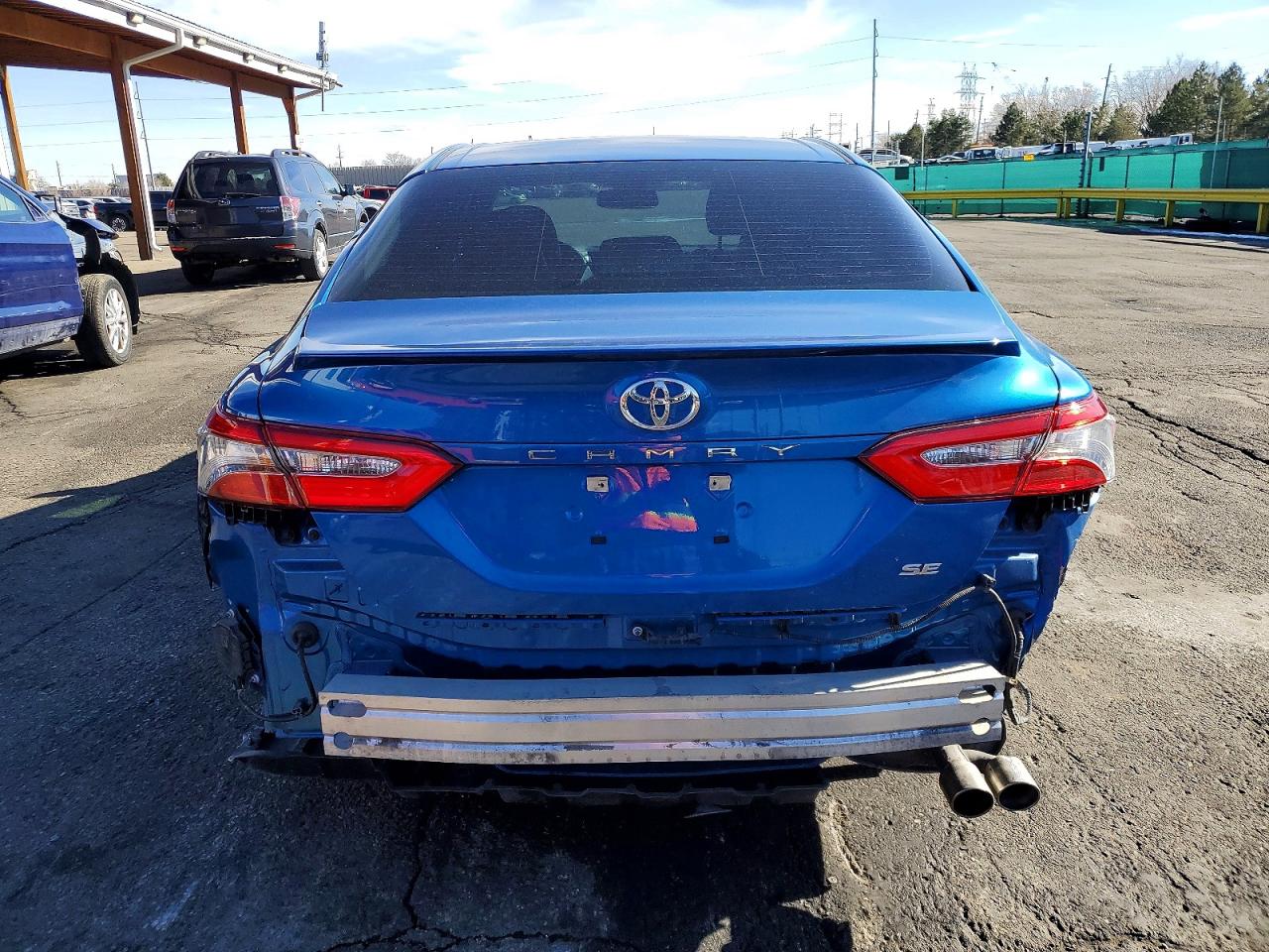 2018 TOYOTA CAMRY L photo 16