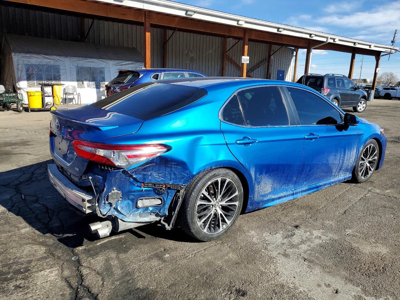 2018 TOYOTA CAMRY L photo 7