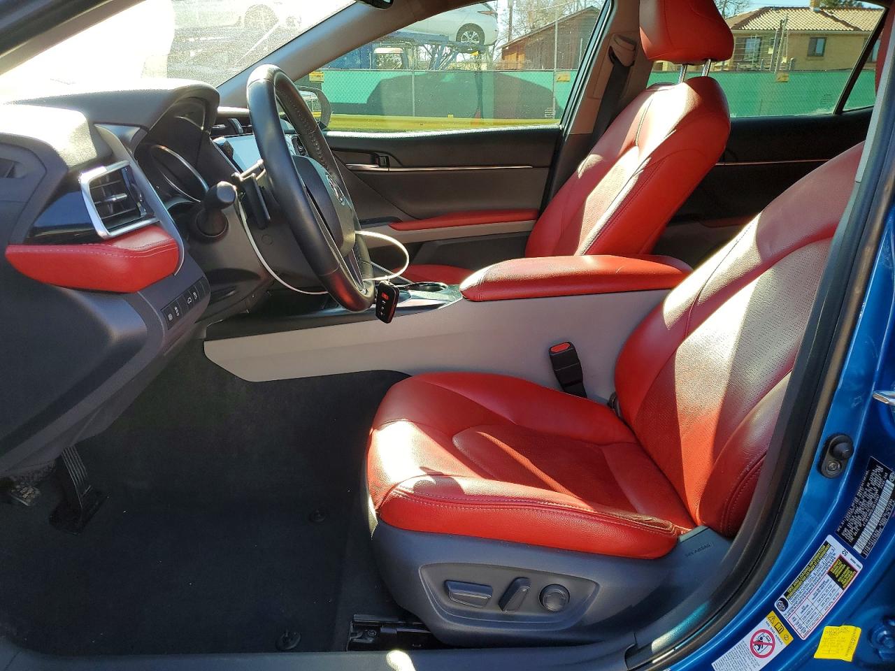2018 TOYOTA CAMRY L photo 19