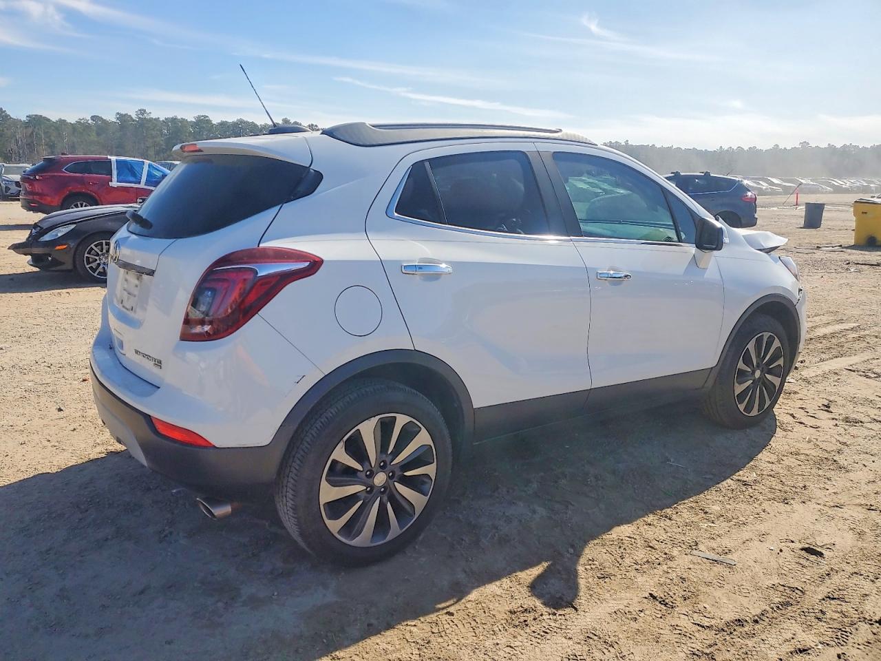 2019 BUICK ENCORE ESSENCE photo 3