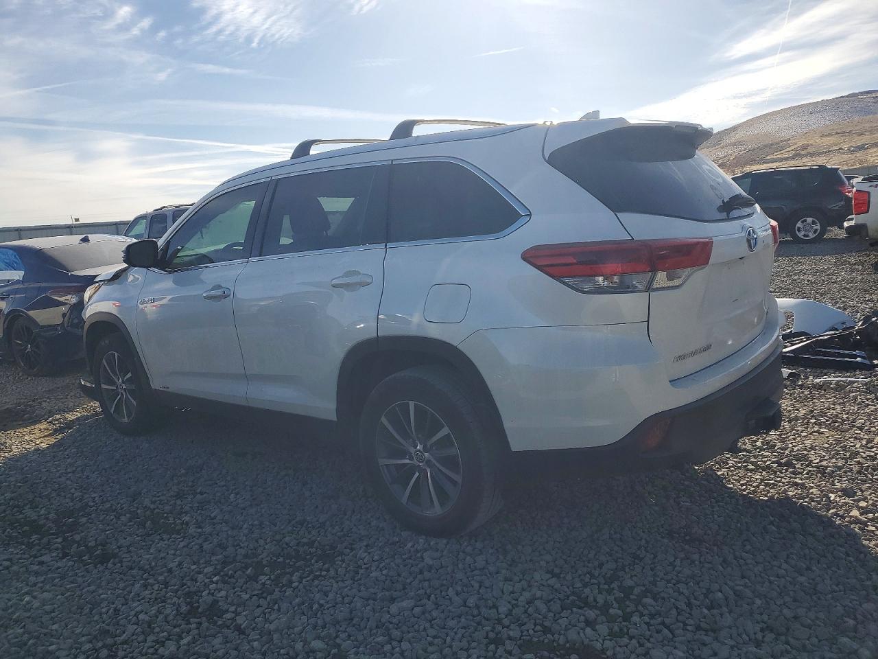 2019 TOYOTA HIGHLANDER HYBRID photo 3