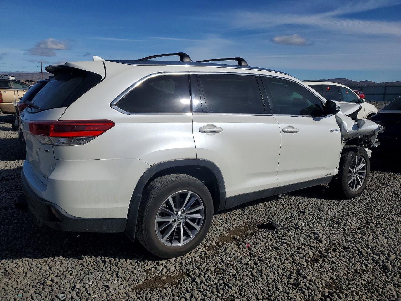 2019 TOYOTA HIGHLANDER HYBRID photo 5