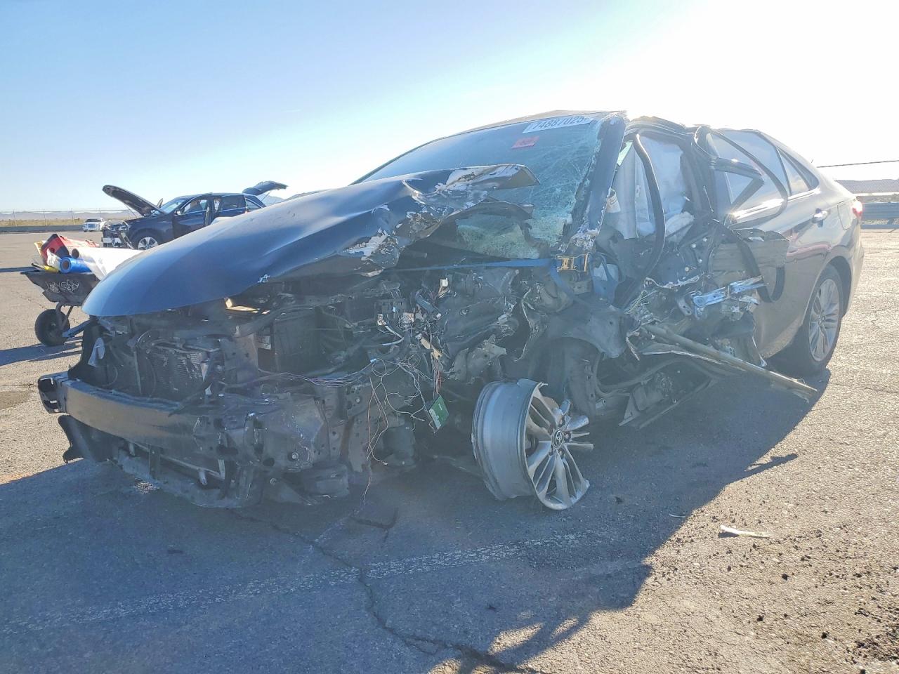 2016 TOYOTA CAMRY