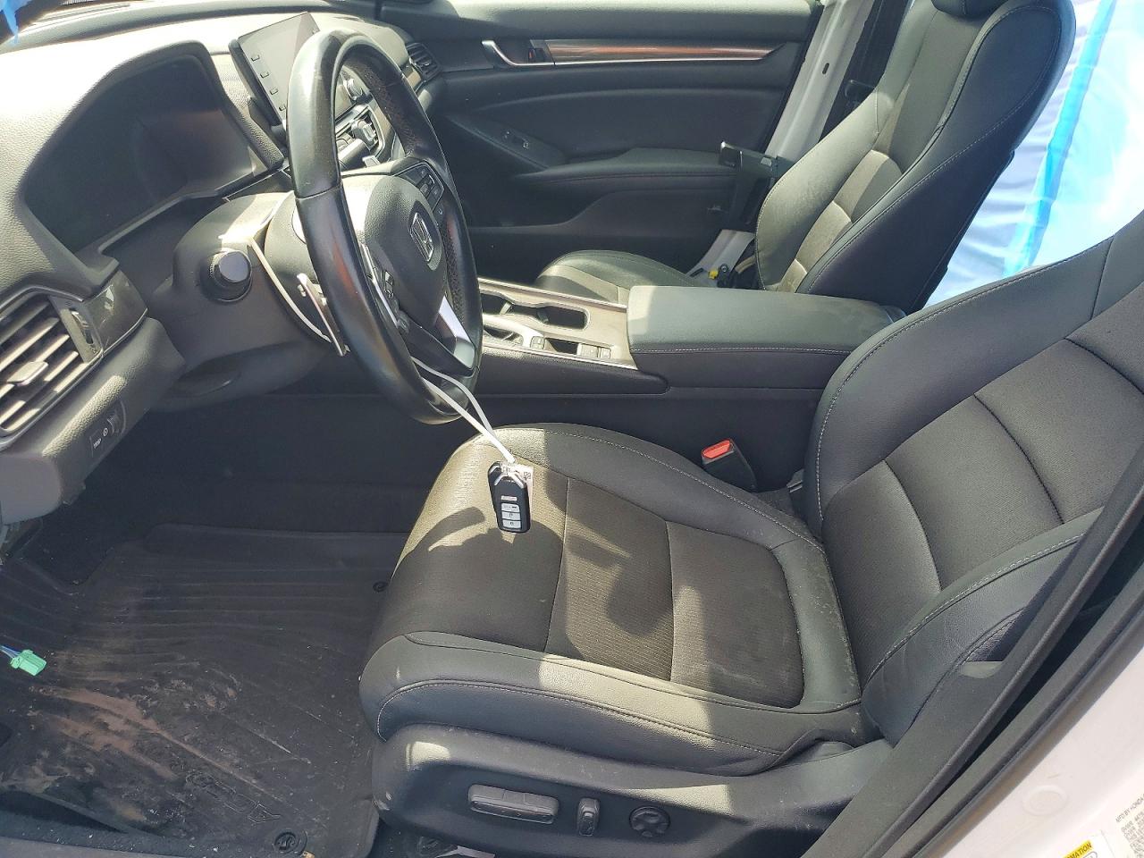 2020 HONDA ACCORD SPORT photo 19