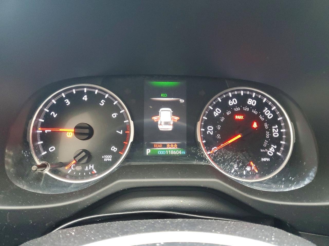 2021 TOYOTA RAV4 LE photo 17