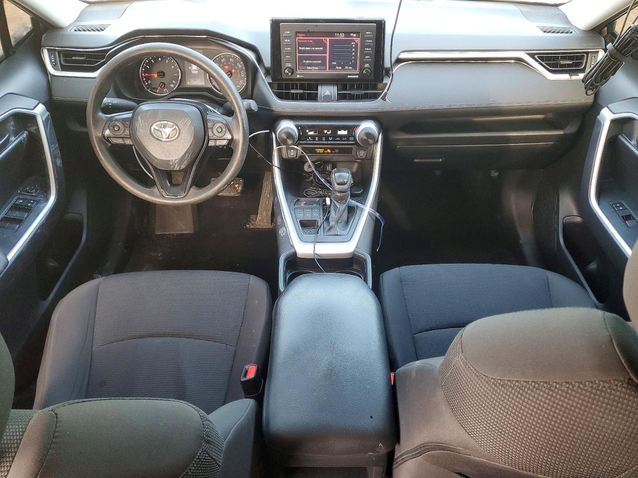 2021 TOYOTA RAV4 LE photo 15