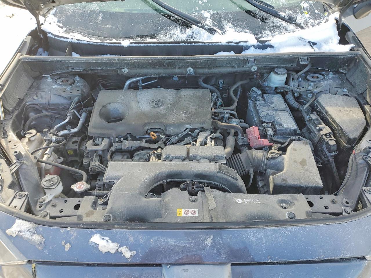 2021 TOYOTA RAV4 LE photo 23