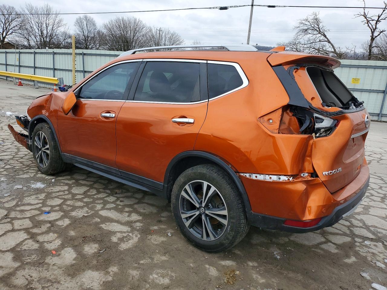 2019 NISSAN ROGUE S photo 3