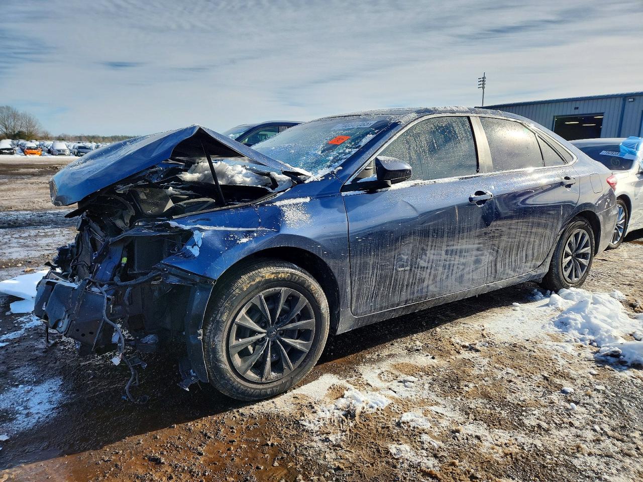 2016 TOYOTA CAMRY