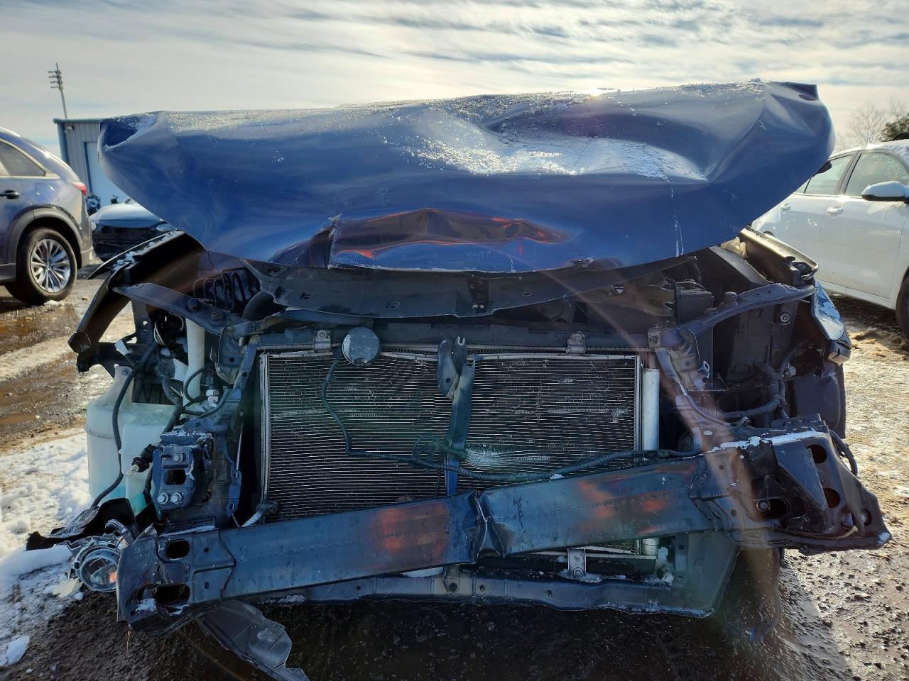 2016 TOYOTA CAMRY LE photo 9