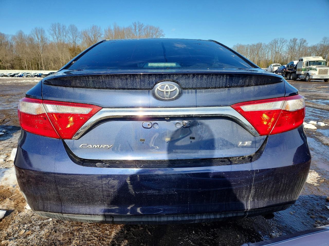 2016 TOYOTA CAMRY LE photo 11