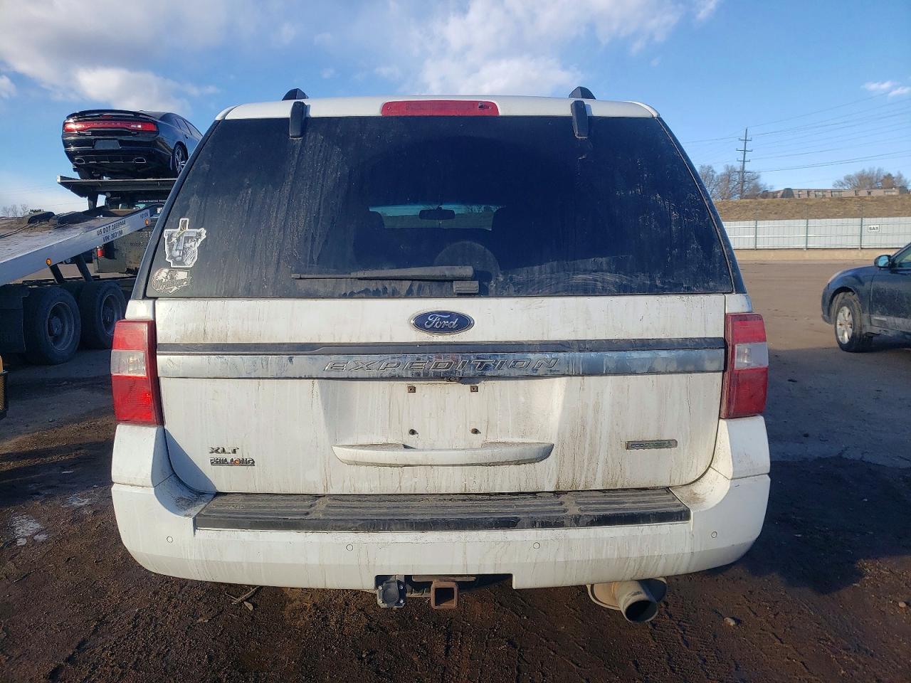 2017 FORD EXPEDITION XLT photo 16