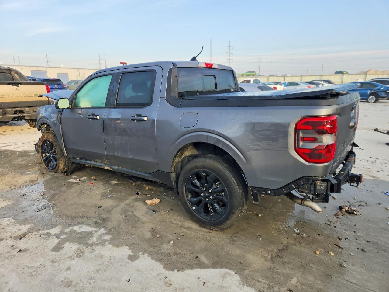 2024 FORD MAVERICK LARIAT photo 2