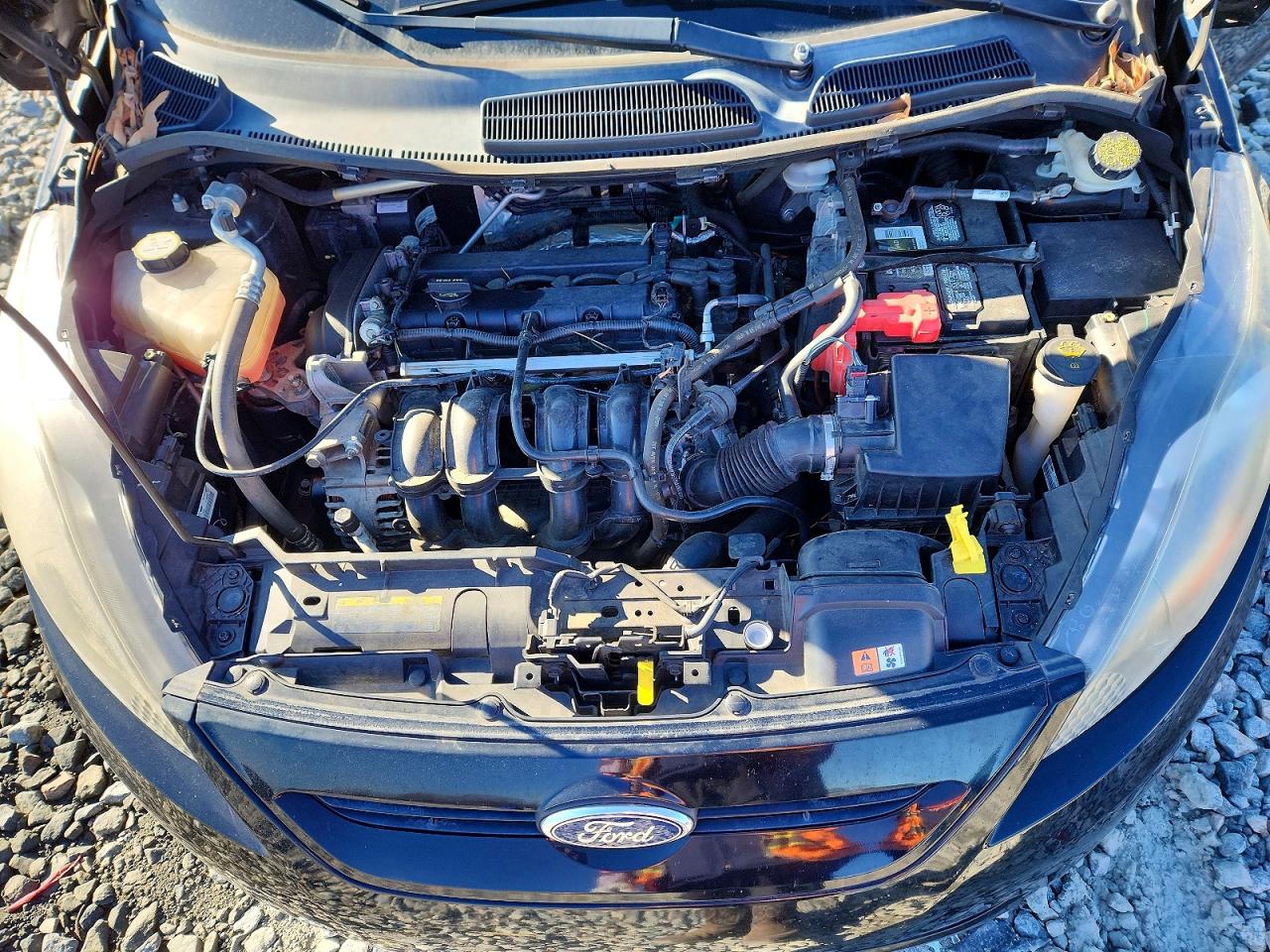 2012 FORD FIESTA SES photo 21