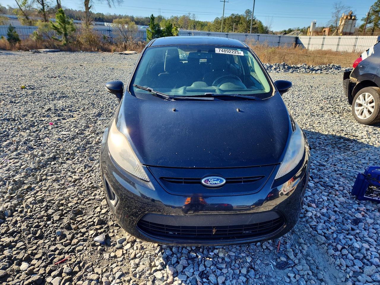 2012 FORD FIESTA SES photo 9