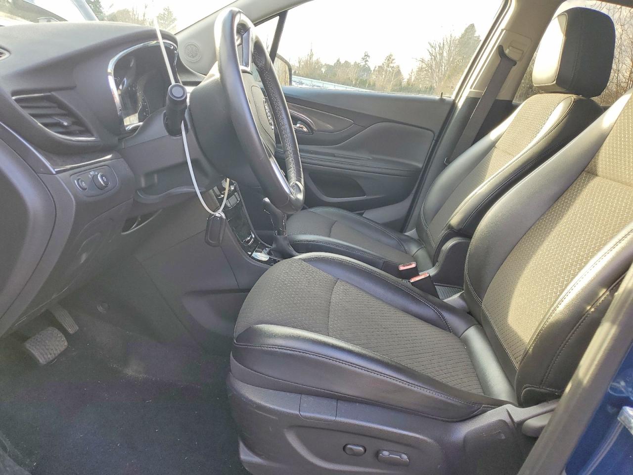 2020 BUICK ENCORE PREFERRED photo 19