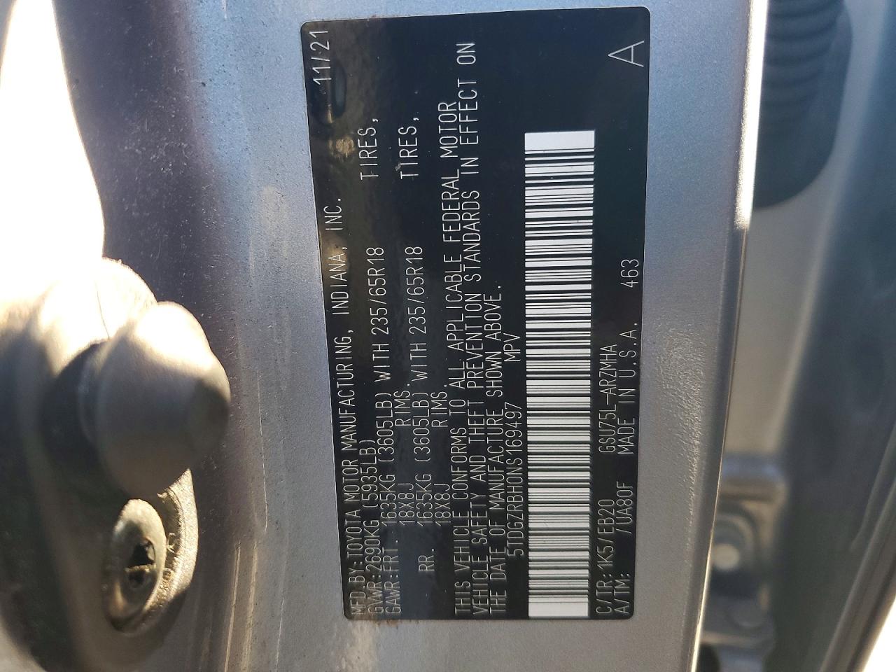 2022 TOYOTA HIGHLANDER XLE photo 13
