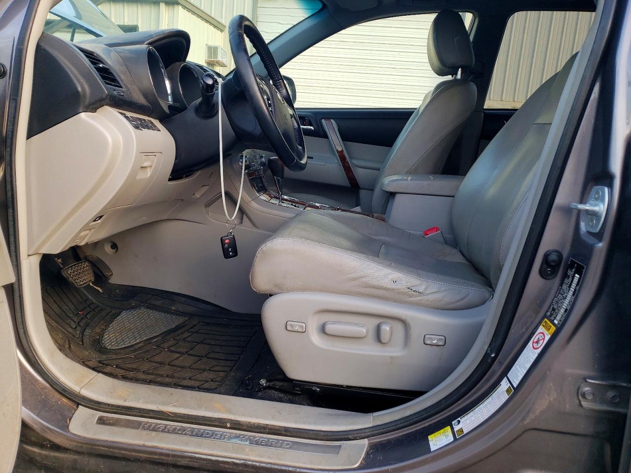 2013 TOYOTA HIGHLANDER HYBRID LIMITED photo 19