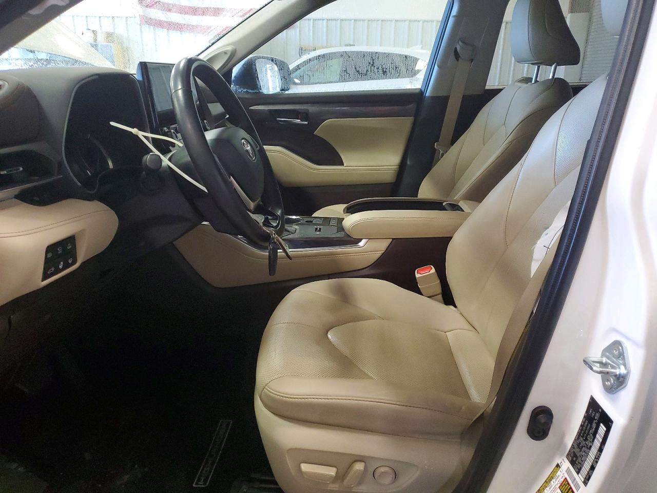 2022 TOYOTA HIGHLANDER HYBRID LIMITED photo 7