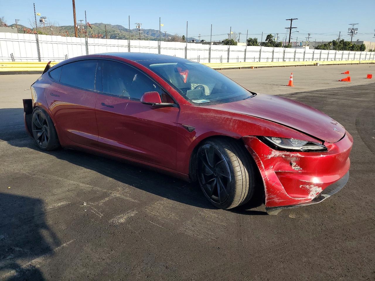 2024 TESLA MODEL 3 photo 4