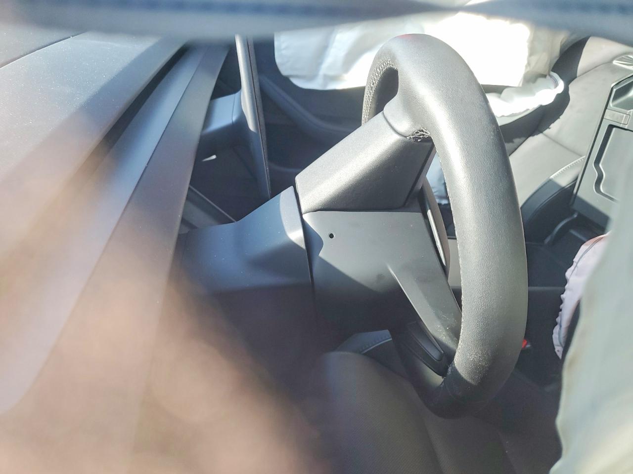 2024 TESLA MODEL 3 photo 8