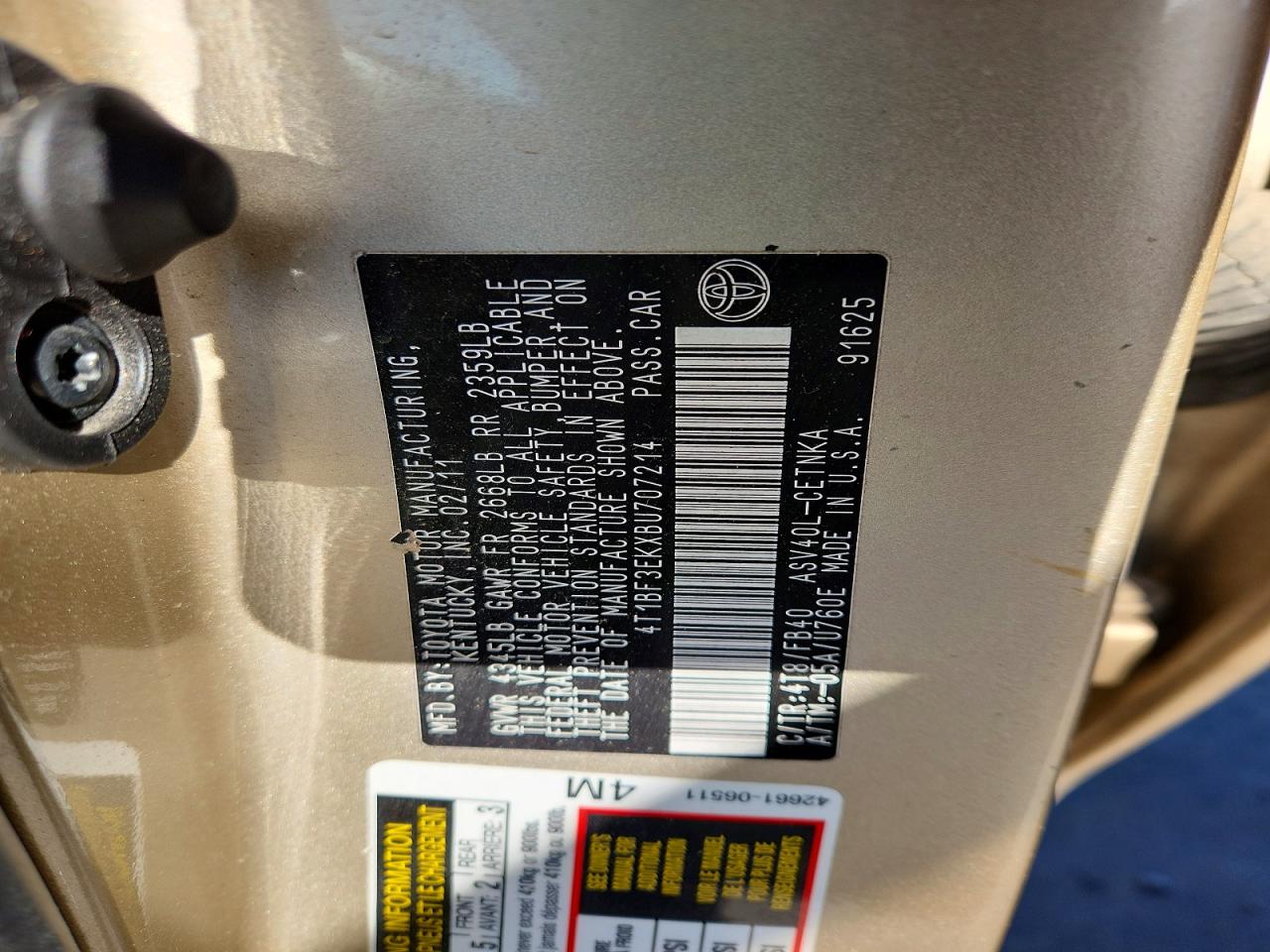 2011 TOYOTA CAMRY LE photo 23