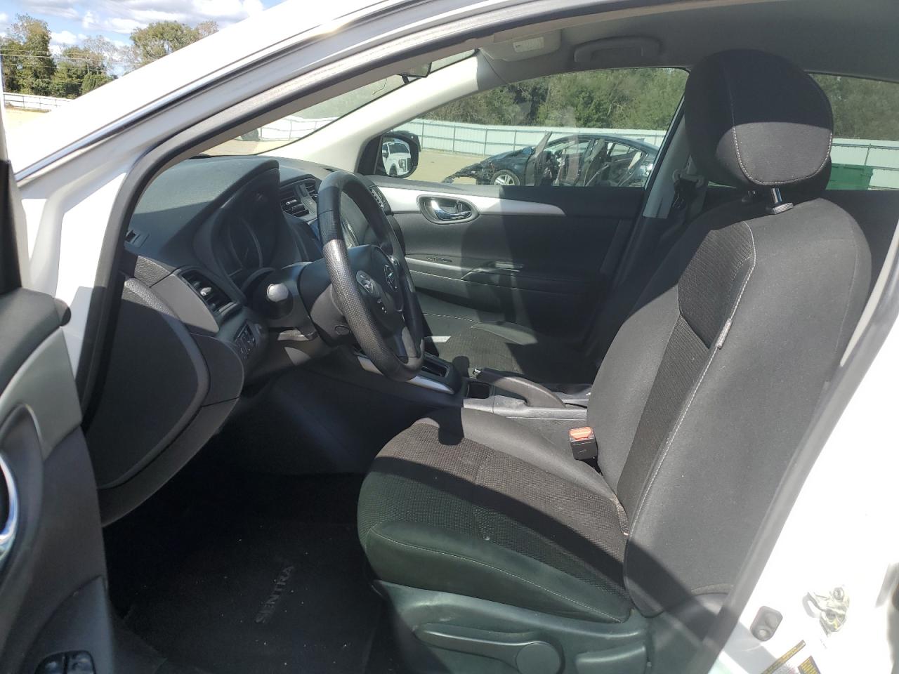 2019 NISSAN SENTRA S photo 19