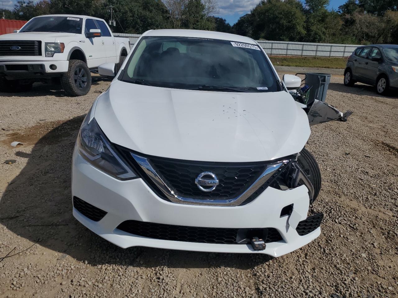 2019 NISSAN SENTRA S photo 13