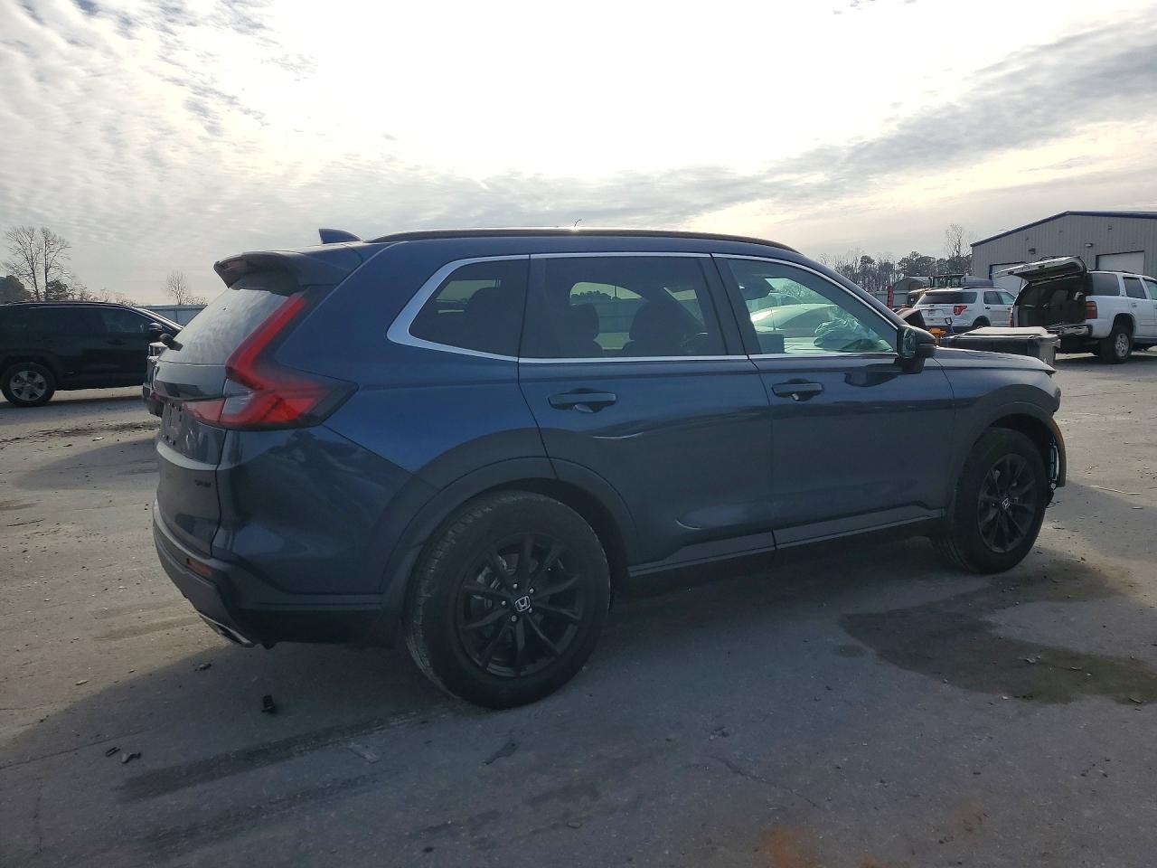 2025 HONDA CR-V SPORT-L photo 5